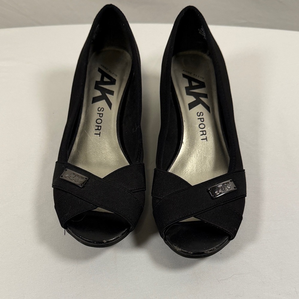 Anne Klein Black Peep Toe Heels Size 6.5M